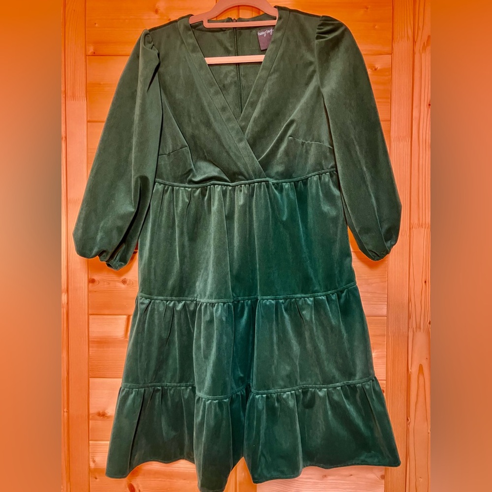 Gabby Skye Tiered Corduroy Dress